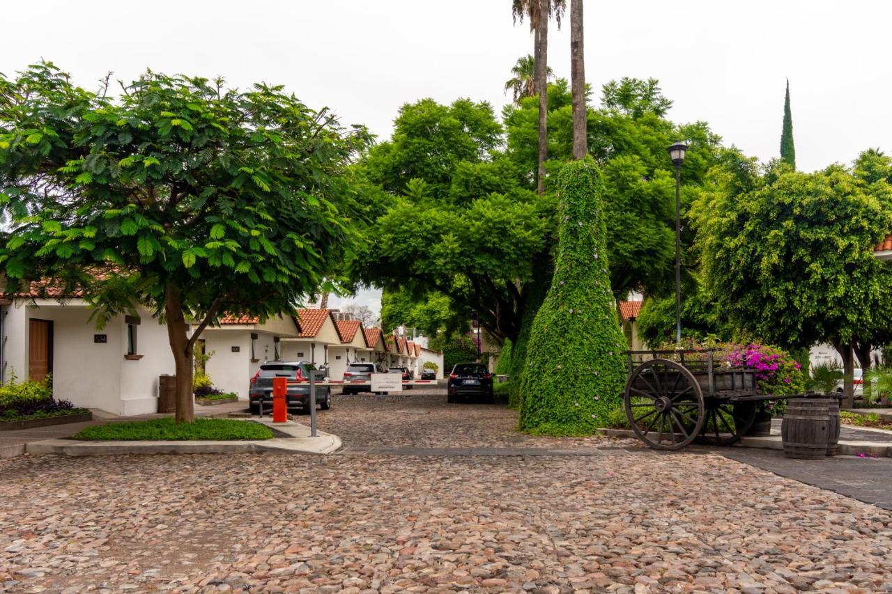 Hotel Flamingo Inn Querétaro Exteriör bild