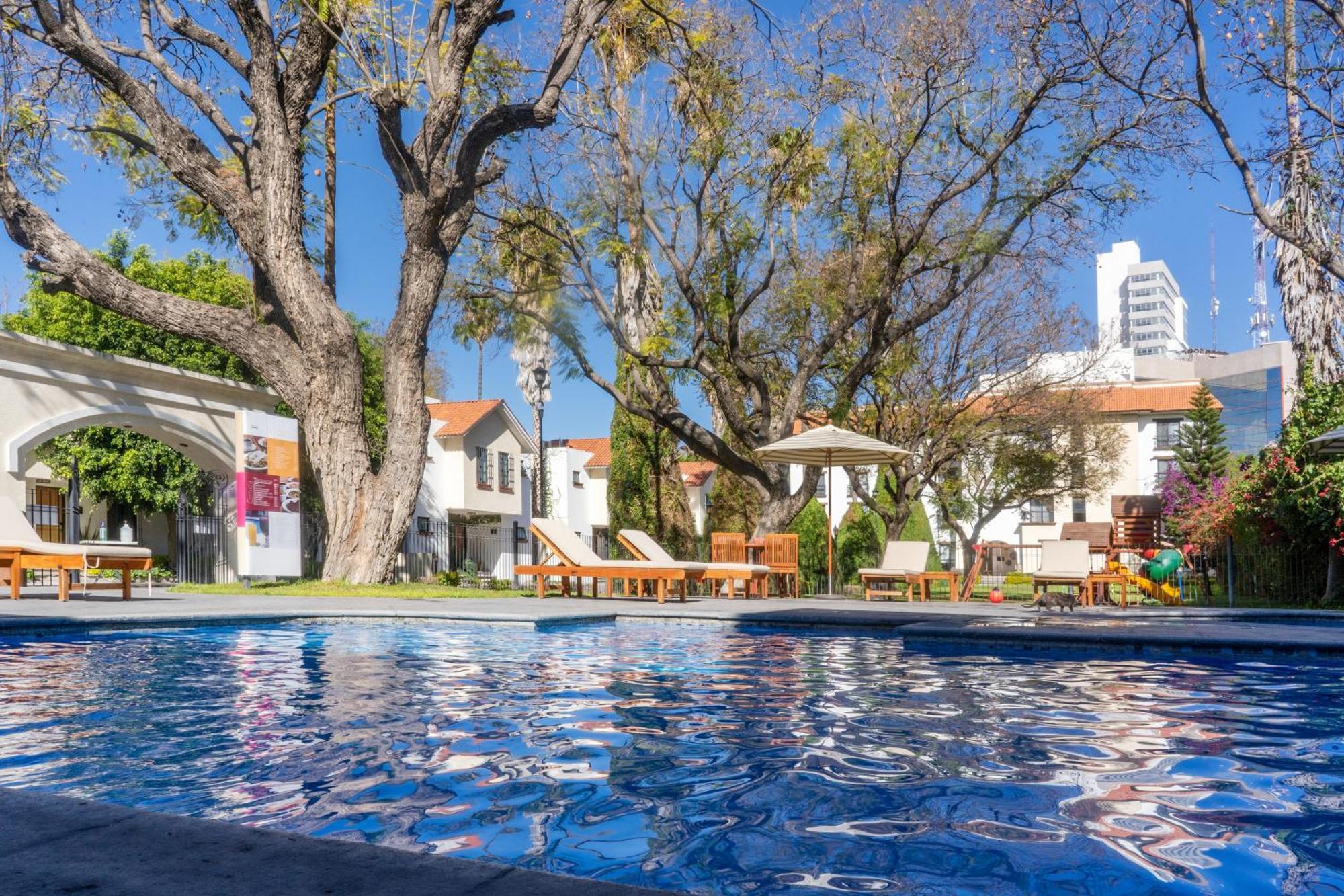 Hotel Flamingo Inn Querétaro Exteriör bild